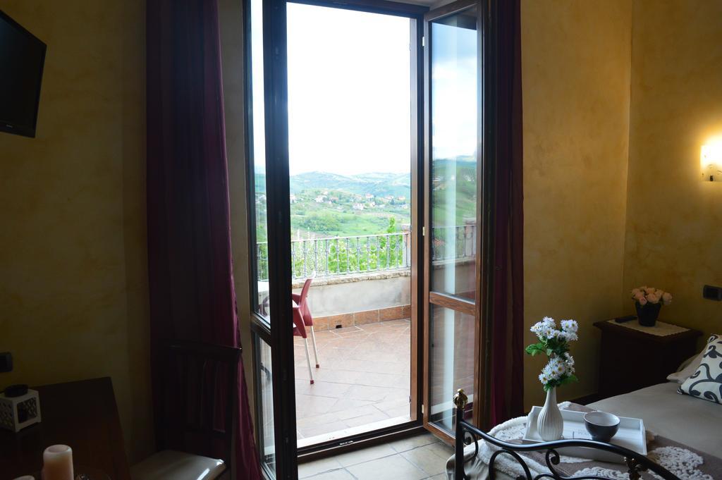 Villa Tre Colli Agri B&B Ariano Irpino Dış mekan fotoğraf